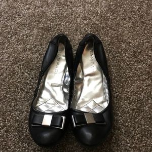 Black and silver Rampage Flats